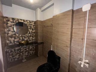 Alghaf28 entire first floor two bedroom apartment! - 1