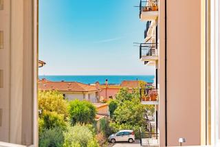 Appartamento vicino al mare con parcheggio - 0