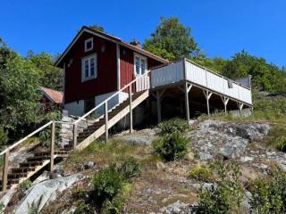 5 person holiday home in UDDEVALLA - 5