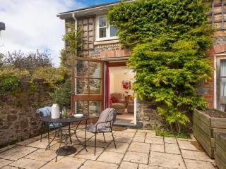 Fig Cottage- W44213 - 1