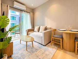 Title Serenity 1-Bedroom Suite with Balcony by TVC F212 - 1