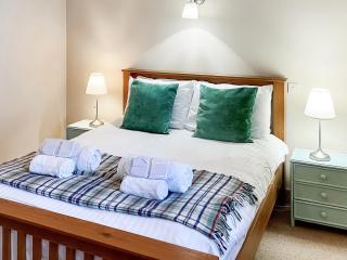 Cottage Brandy - Ukc6855 - 3