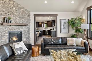 Summit House - 4