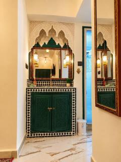 Traditional Peaceful Haven Fez Medina - 9