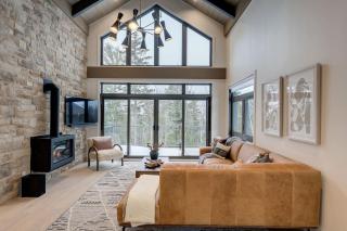 Le Geant-Verbier 4BDR condo Tremblant Free parking - 4