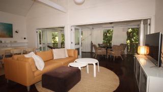 Mango Treehouse, Mango Parkway, Nelly Bay - 6