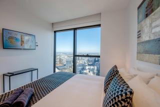 Prima Pearl - Superior Apartment with River and Flames Views - 2