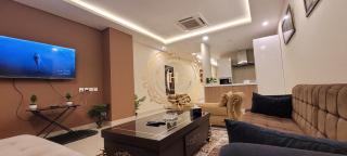 Goldcrest Luxury Apartments - 3
