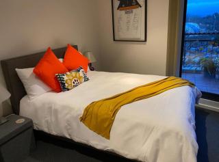 Stylish 2BR Apt in the Heart of Canberra City - 1