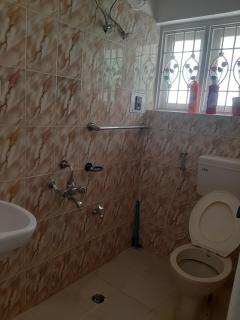 Villa 10 minutes walk to Bennigenahalli Metro station - 9