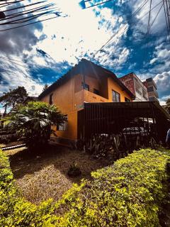 Casa entera para 10 - cerca del aeropuerto y de la terminal del sur - 0