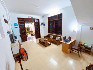 Phòng nhỏ hạng tiết kiệm - Homestay Q - 8