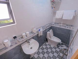 Phòng nhỏ hạng tiết kiệm - Homestay Q - 6