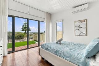 The Ultimate Oceanfront Entertainer - 4