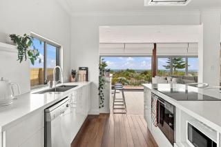 The Ultimate Oceanfront Entertainer - 4