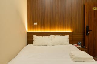 Venus Hotel Kham Thien - 2