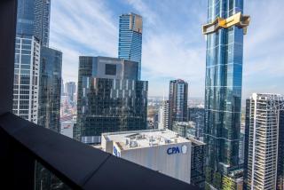 Prima Pearl - Bright Apartment with Balcony next to Casino, MCEC - 6