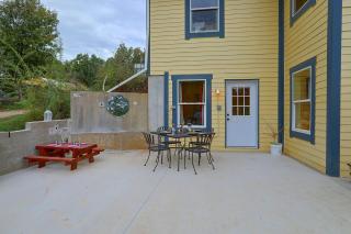 Peaceful Farm Stay in Alton w/ Private Patio - 0