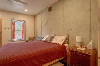 Peaceful Farm Stay in Alton w/ Private Patio - 4