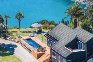 The Point Onetangi - Heated pool, hot tub & ocean views - 0