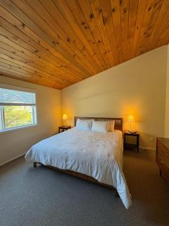 2-story dog-friendly home with beach access Ping-Pong table & grill - 8