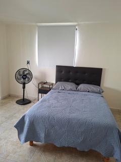 U#3 Centrally-located and spacious room - 2