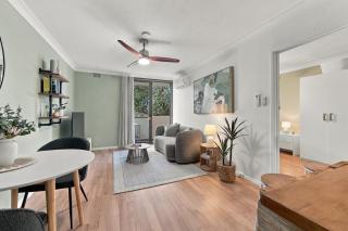 DOVE43 - Mosman Hideaway - 0