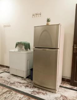 Prime And Peaceful Exquisite Furnished Family Home - 6