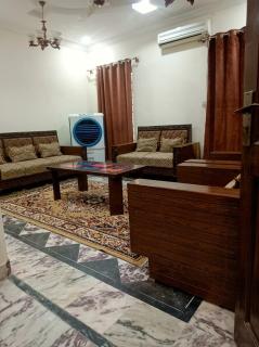 Prime And Peaceful Exquisite Furnished Family Home - 3