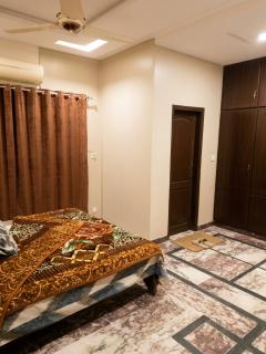 Prime And Peaceful Exquisite Furnished Family Home - 1