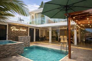 Pino House, Private Beach Oasis en San Jacinto - 0