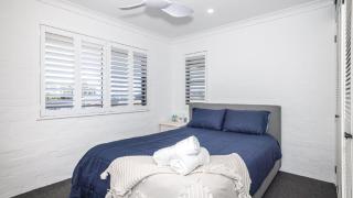 Bay Breeze Escape - 3