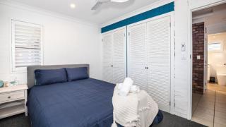 Bay Breeze Escape - 2
