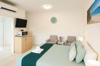Waterfront Paradise on Palmer st Townsville Studio Room w Pool - 0