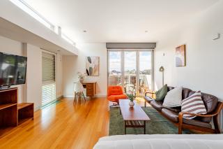 Spacious 3 Bedrooms Carlton Stay - Walk to Cafés, Gardens & CBD - 8