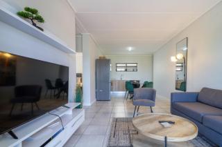 #Alimamaspaces The Cozy Escape 2BR Boksburg Stay Near OR Tambo - 8