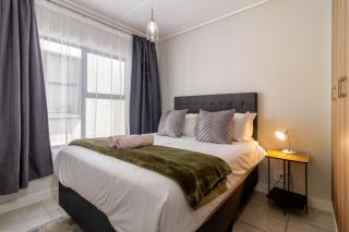#Alimamaspaces The Cozy Escape 2BR Boksburg Stay Near OR Tambo - 4