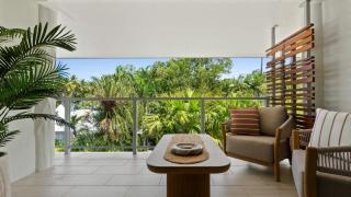 Palm Cove Ocean View Apartment with Resort Pool and Gym 1404 Drift - 4