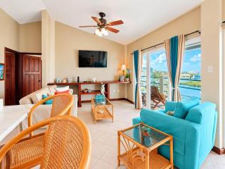Renovated Ocean-View Condo with Pool at San Pedro - 7