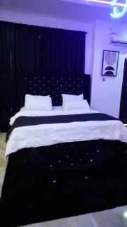 Royal Black - 4