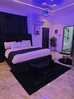 Royal Black - 2