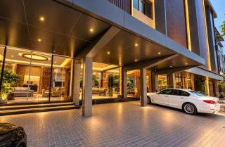 Radiance By Hotel Roopa - 9