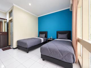 YUTAKA INN Pahlawan Pasar Turi Surabaya - 6