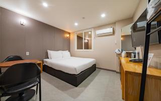 Y Motel - 2