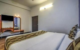 Hotel Lasa Inn - 6