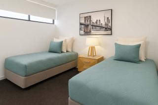 Townsville CBD Stadium Apartments Islington Central - 4