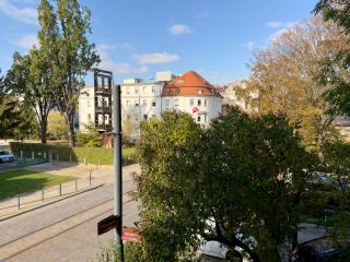 Teatralna City Charm Apartment by BookingHost - 2