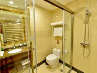 GreenTree Eastern Zigong Huashang International City Huichuan Road Hotel - 3
