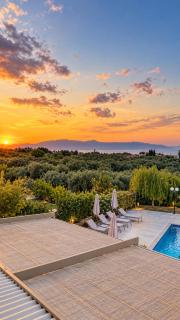 Mitos Luxury Villas Gerani 300sqm Heated pool sleeps 20 - 5