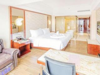Sanya Yuexin Tomorrow Hotel - 6